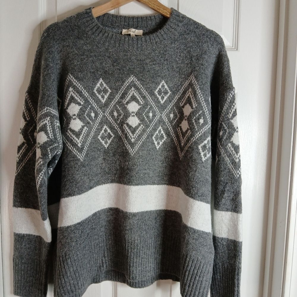 Easel Grey and White Patterned Oversized Sweater Sz Medium